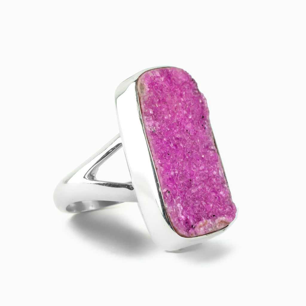 Cobaltian Calcite Bright pink Ring