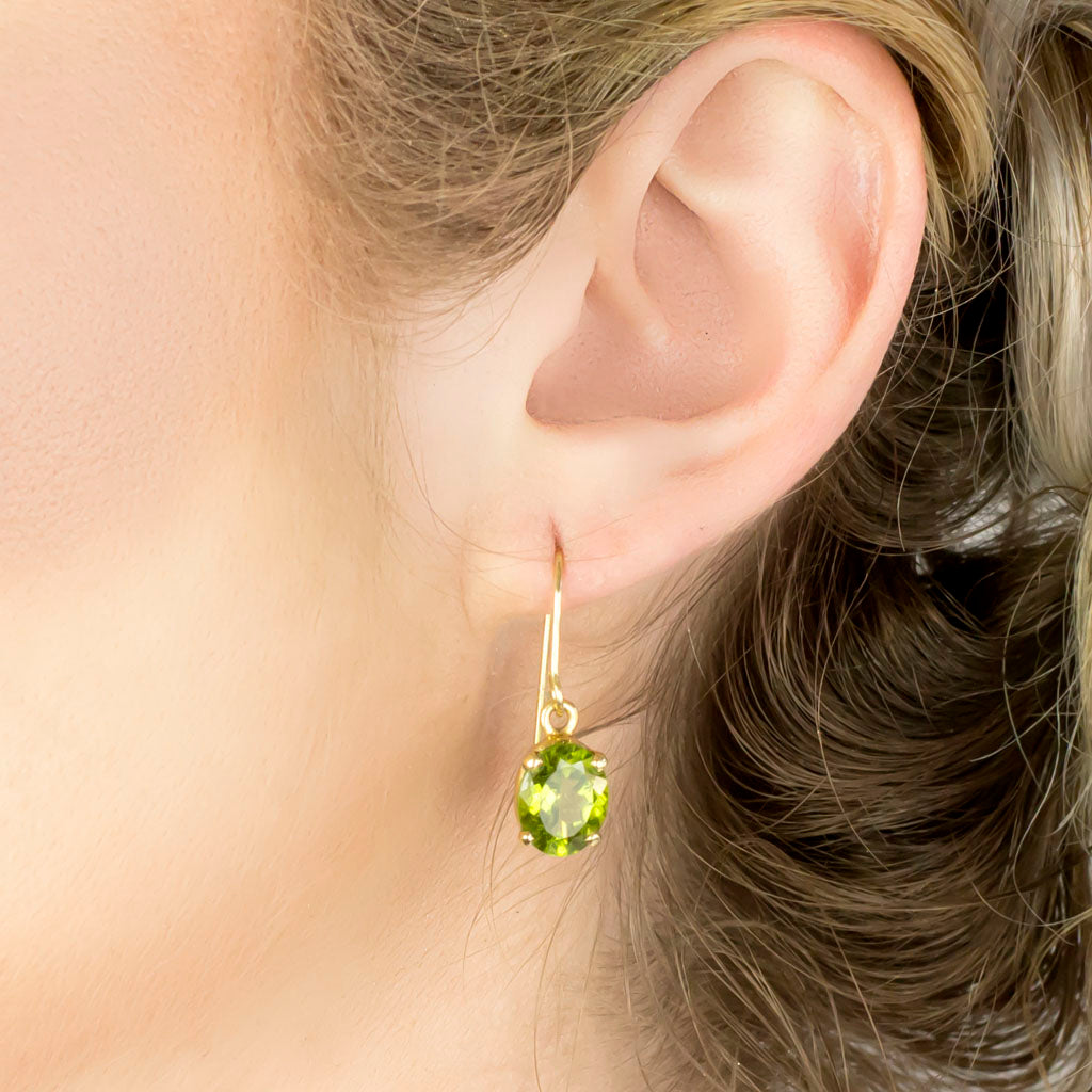 Gemondo Women 375 Gold 9ct Yellow Gold Oval Peridot Single Stone Fishhook Drop  Earrings Green : Amazon.co.uk: Fashion