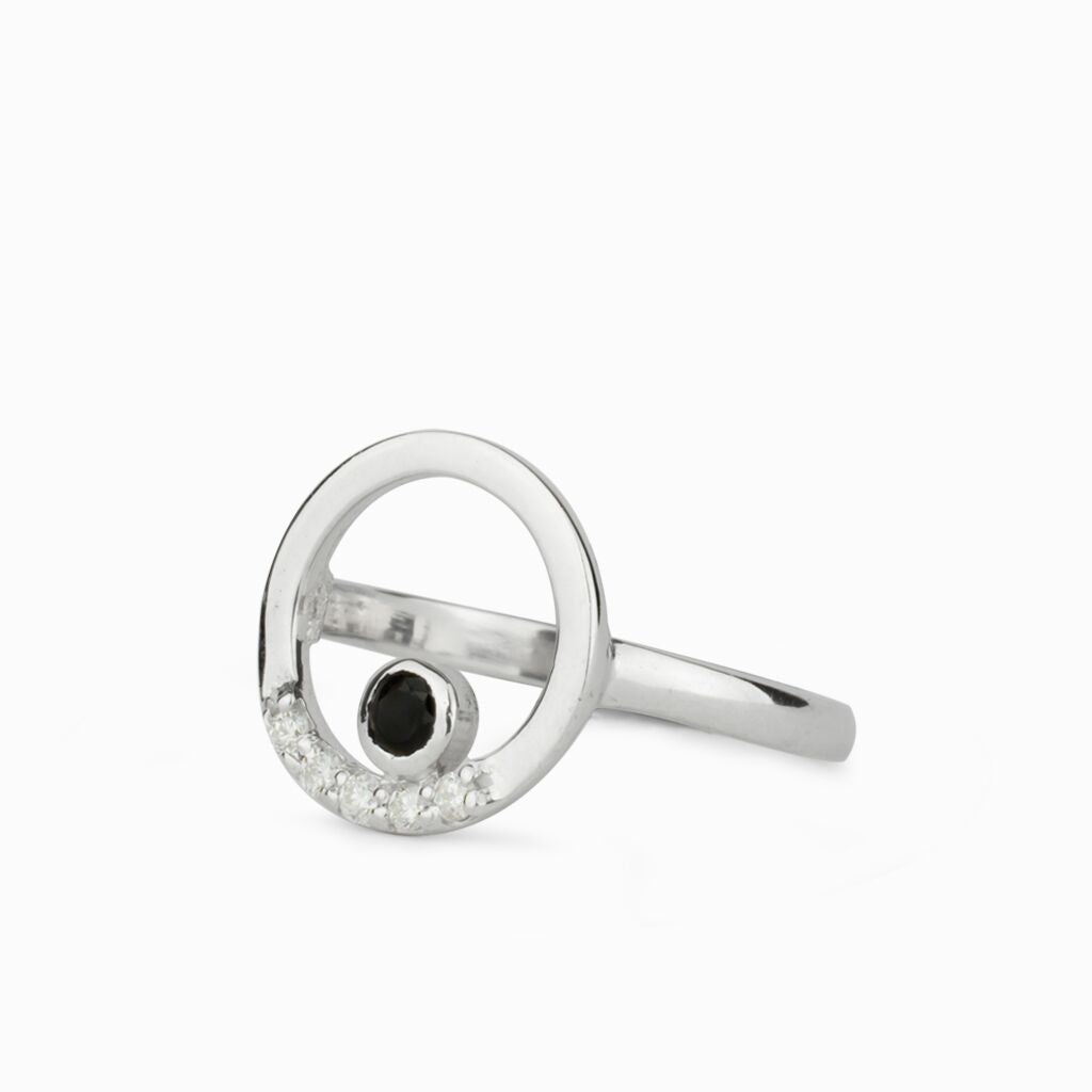 Cercle: Black Spinel & Diamond Ring