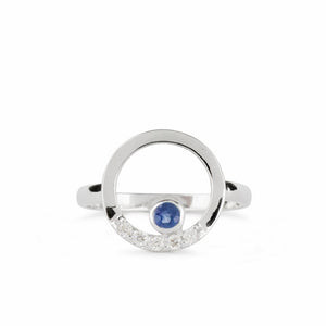 Cercle: Blue Sapphire & Diamond Ring Made in Earth